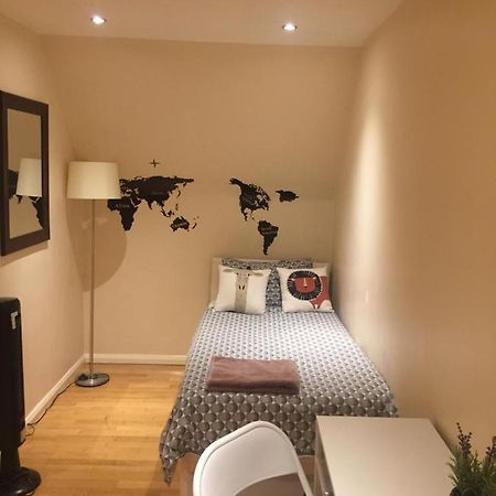 Ravenscourt House Hotel London Bagian luar foto